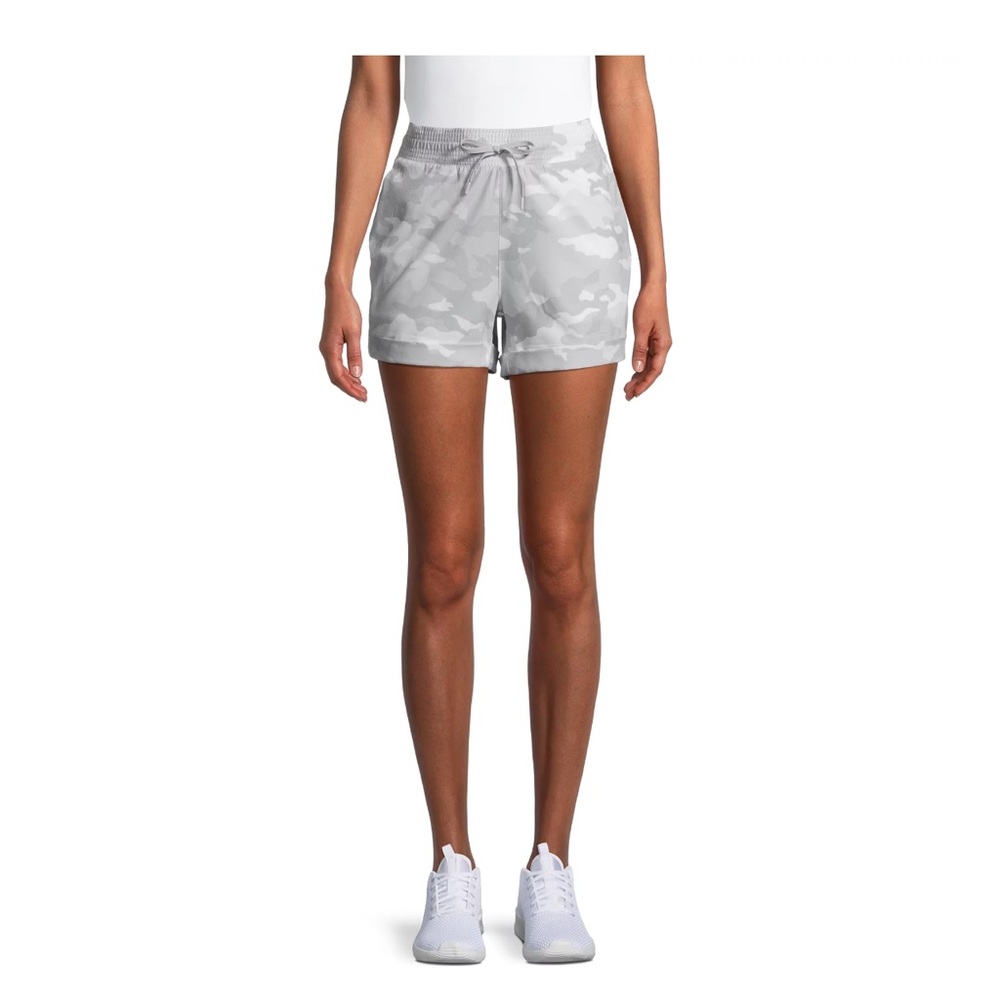Avia Women's Commuter Shorts. Color: Light Gray Camo